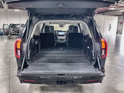 Used 2025 Ford Expedition Active AWD/4WD image 27