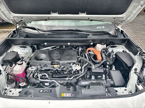 Used 2024 Toyota RAV4 XLE image 34
