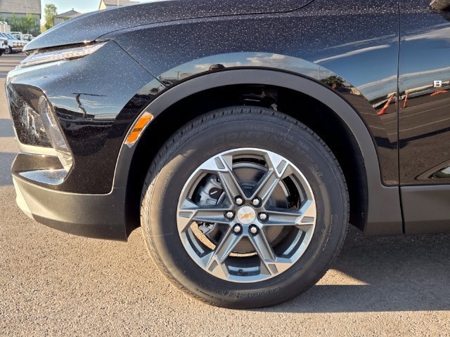 New 2026 Chevrolet Blazer LT w/ Convenience Package FWD image 5