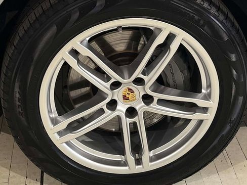 Used 2019 Porsche Macan S AWD/4WD image 56