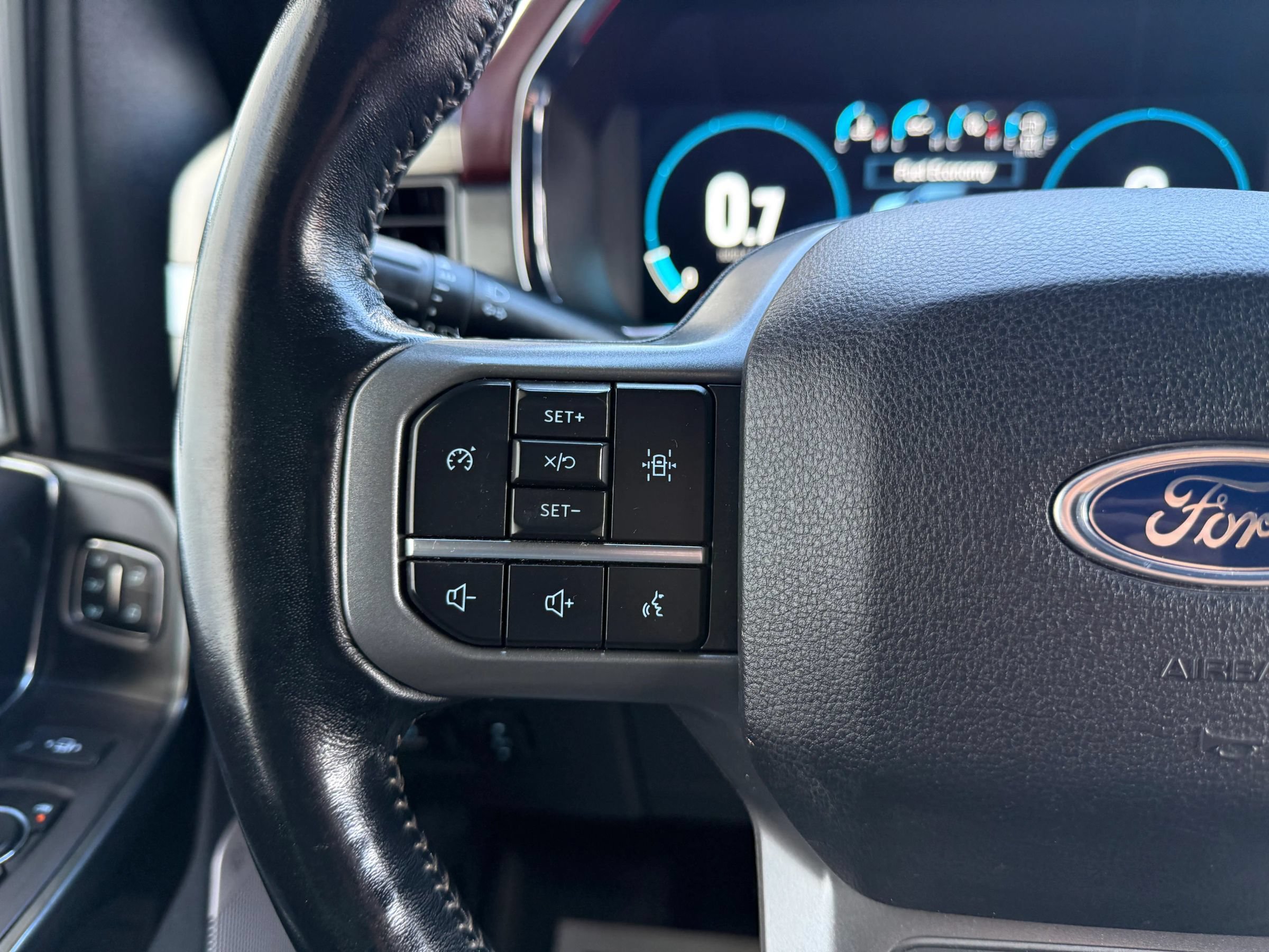 Used 2021 Ford F150 Lariat AWD/4WD image 18