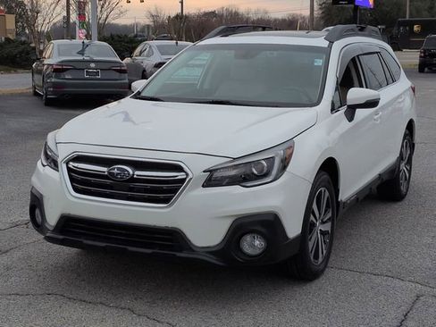 Used 2018 Subaru Outback 2.5i Limited image 7
