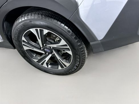 Used 2024 Subaru Crosstrek 2.0i Premium image 11