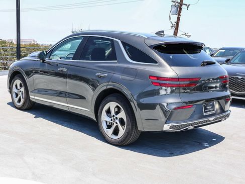 Used 2026 Genesis GV70 2.5T Select AWD/4WD image 6