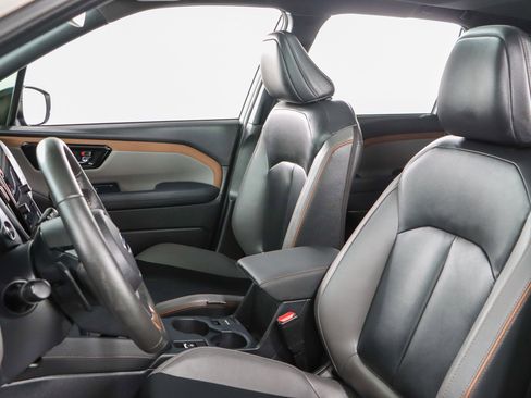 Used 2025 Subaru Forester Sport image 24