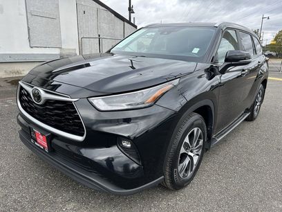 Certified 2024 Toyota Highlander XLE