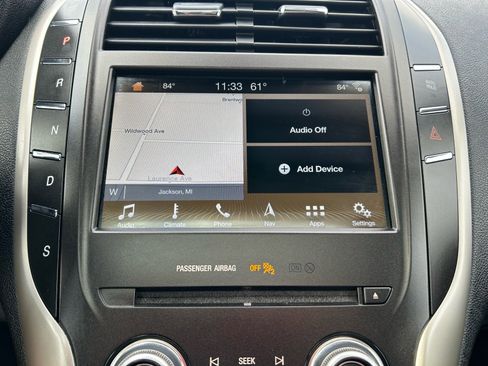 Used 2017 Lincoln MKC Reserve image 24