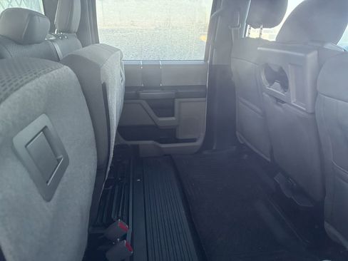 Used 2017 Ford F250 XLT image 8