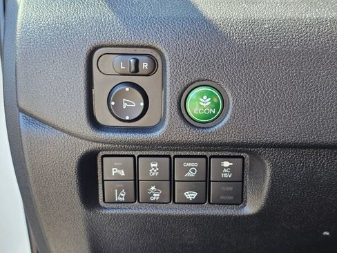 Used 2021 Honda Ridgeline Black Edition image 36