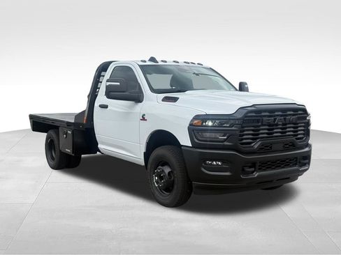 New 2026 RAM 3500 Tradesman AWD/4WD image 30