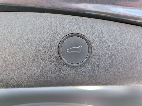 Used 2021 Tesla Model 3 Standard Range Plus image 34