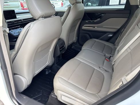 Used 2022 Lincoln Corsair AWD w/ Premium Package image 30