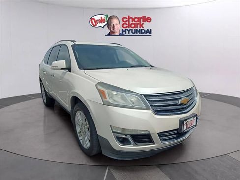 Used 2014 Chevrolet Traverse LT w/ All-Star Edition FWD image 4