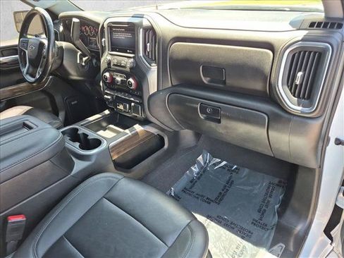 Used 2022 Chevrolet Silverado 1500 LT Trail Boss w/ Convenience Package II AWD/4WD image 21