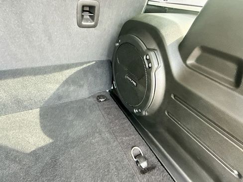 Used 2023 Jeep Wrangler Unlimited Sahara AWD/4WD image 31