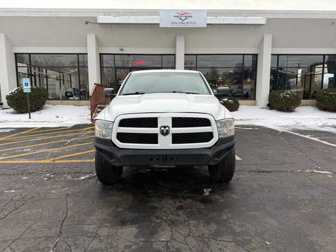 Used 2018 RAM 1500 Express image 2