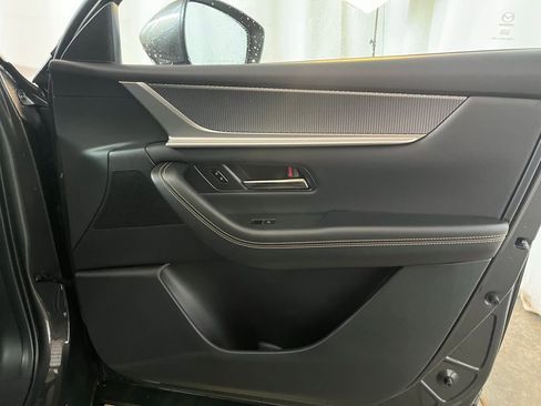 New 2026 MAZDA CX-90 Plug-In Hybrid w/ Preferred image 11