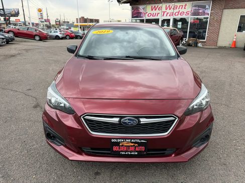 Used 2019 Subaru Impreza 2.0i image 3