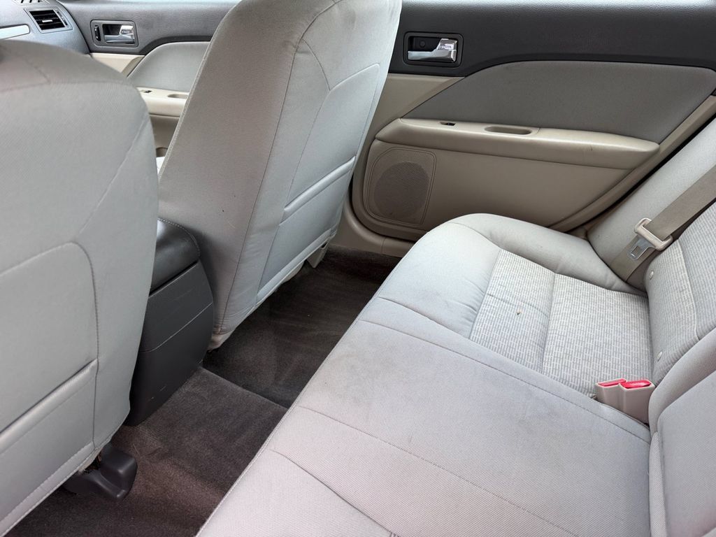 Used 2012 Ford Fusion SE FWD image 14