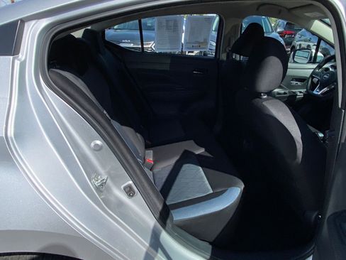 Used 2025 Nissan Versa SV image 37