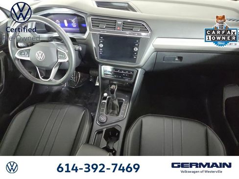 Certified 2024 Volkswagen Tiguan SE image 32