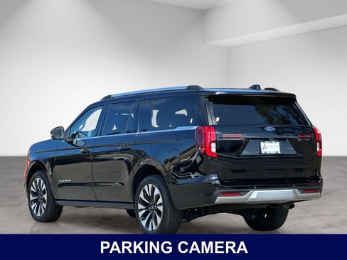 Used 2025 Ford Expedition Max Platinum w/ Driver's Package AWD/4WD image 3