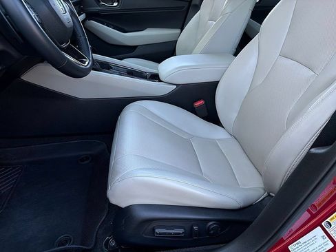 Used 2024 Honda Accord EX-L image 11