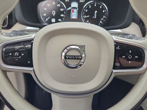 Used 2021 Volvo XC60 T5 Inscription AWD/4WD image 23