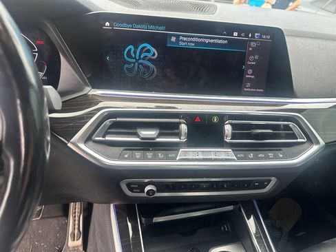Used 2019 BMW X5 xDrive40i w/ M Sport Package AWD/4WD image 7