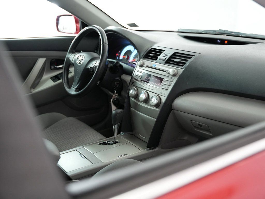 Used 2011 Toyota Camry SE w/ SE Extra-Value Pkg #1 FWD image 51