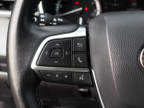 Used 2021 Toyota Highlander XLE image 27