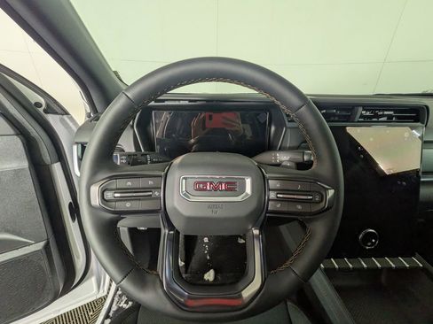 New 2026 GMC Terrain AT4 w/ Convenience Package III image 19