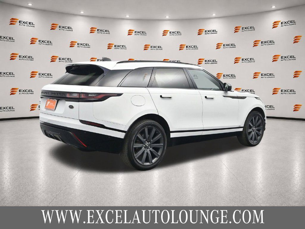 Used 2018 Land Rover Range Rover Velar R-Dynamic HSE AWD/4WD image 5