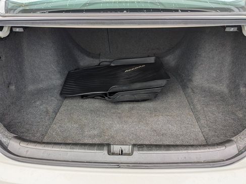 Used 2019 Honda Accord Sport image 12