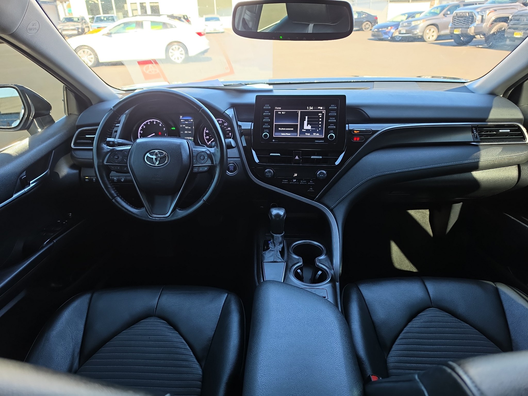 Certified 2021 Toyota Camry SE w/ Cold Weather Package FWD image 19