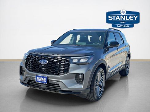 New 2026 Ford Explorer ST-Line w/ ST-Line Street Pack RWD image 3