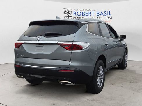 Used 2024 Buick Enclave Essence w/ Technology Package image 5