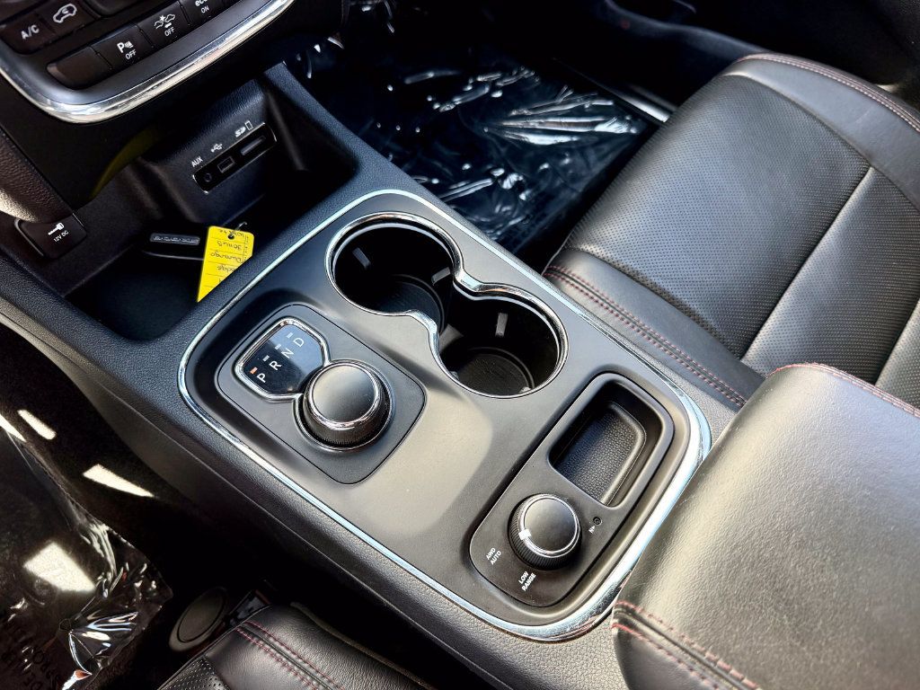 Used 2014 Dodge Durango R/T w/ Technology Group AWD/4WD image 25