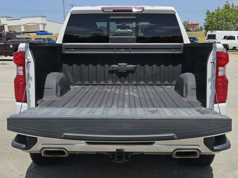 Used 2020 Chevrolet Silverado 1500 LT w/ Texas Edition AWD/4WD image 9