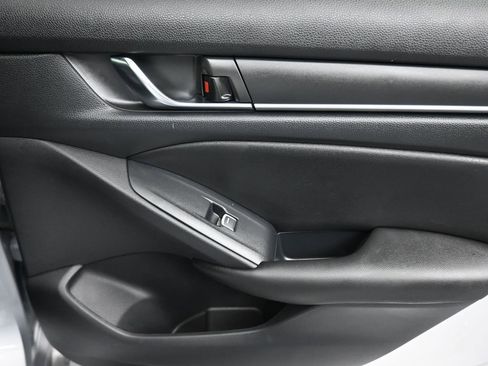 Used 2022 Honda Accord Sport image 39