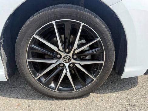 Used 2023 Toyota Camry SE FWD image 5