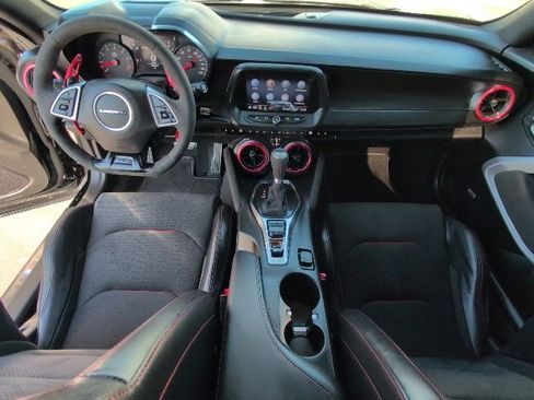 Used 2021 Chevrolet Camaro ZL1 image 7