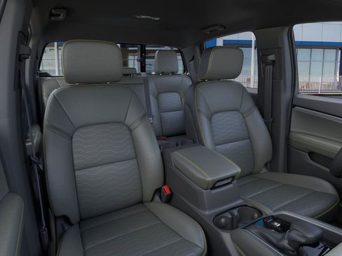 New 2026 Chevrolet Colorado ZR2 image 16