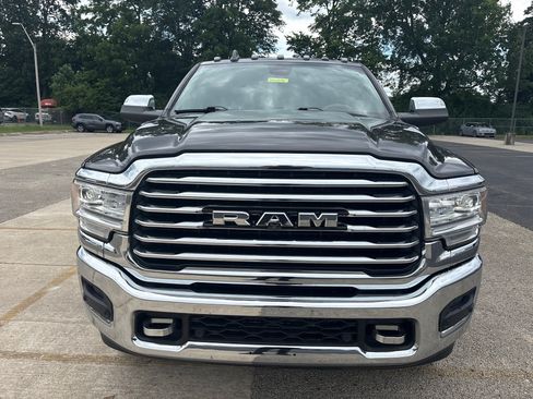 Used 2019 RAM 2500 Limited AWD/4WD image 2