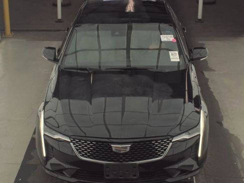 Used 2024 Cadillac CT4 Luxury RWD image 2