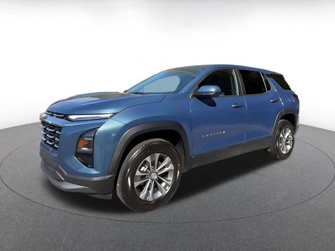 Used 2025 Chevrolet Equinox LT image 8