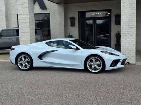 Used 2022 Chevrolet Corvette Stingray Preferred Cpe w/ Battery Protection Package RWD image 15