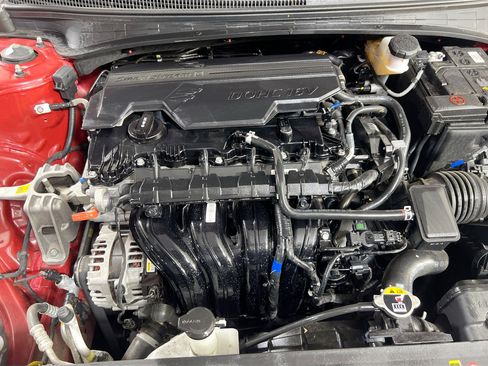 Used 2023 Hyundai Elantra SEL image 27