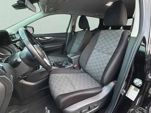 Used 2021 Nissan Rogue Sport SV image 21