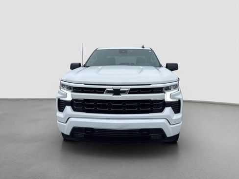 Used 2024 Chevrolet Silverado 1500 RST RWD image 2
